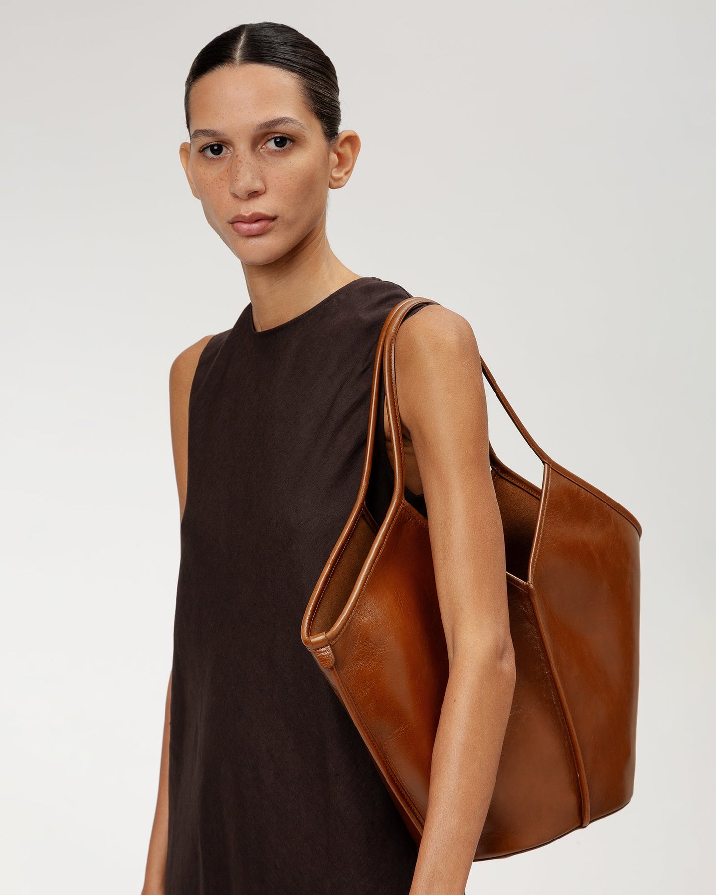CALELLA DISTRESSED - Leather Tote Bag - Hereu outlet