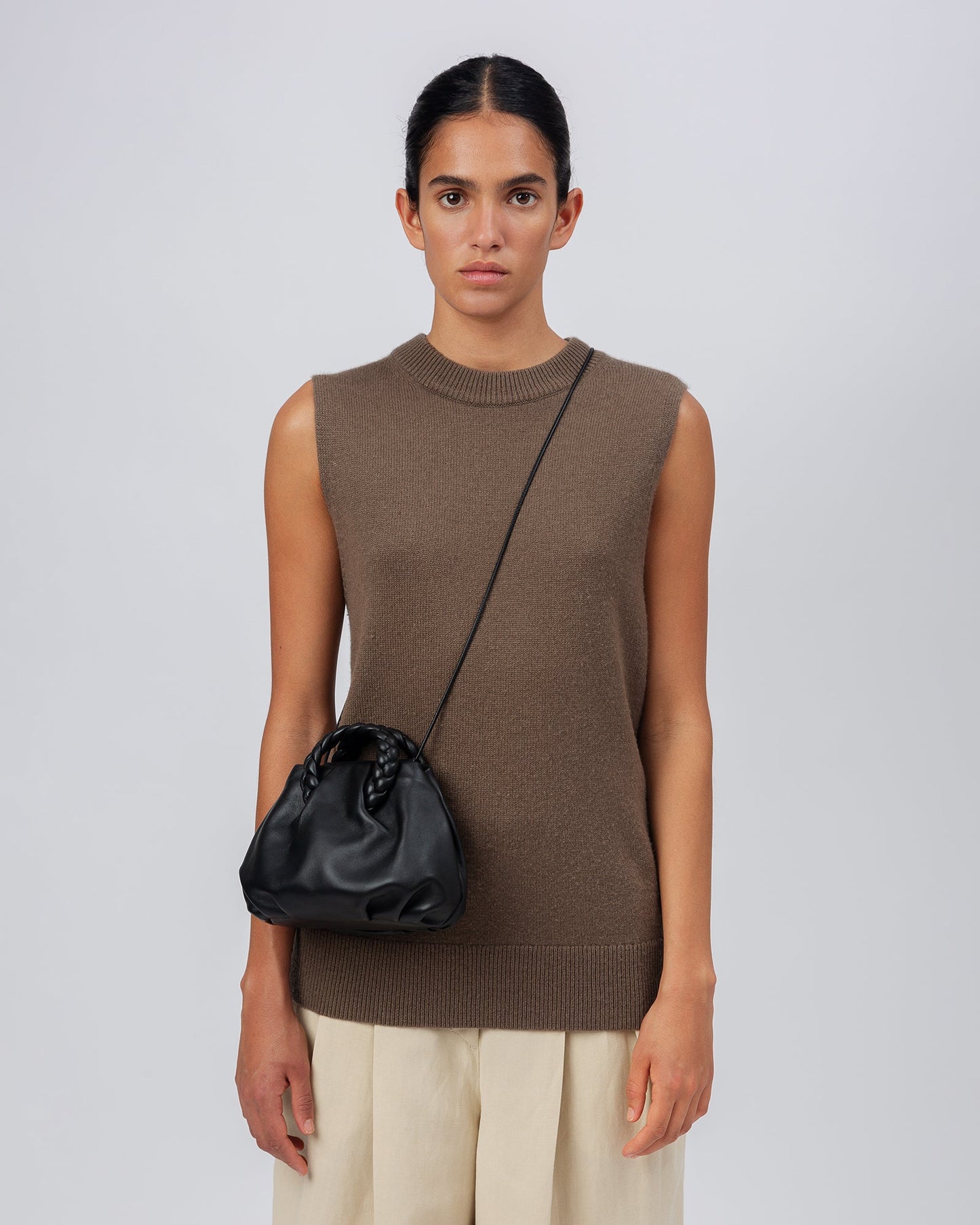 BOMBON - Plaited-handle Leather Handbag - Hereu US