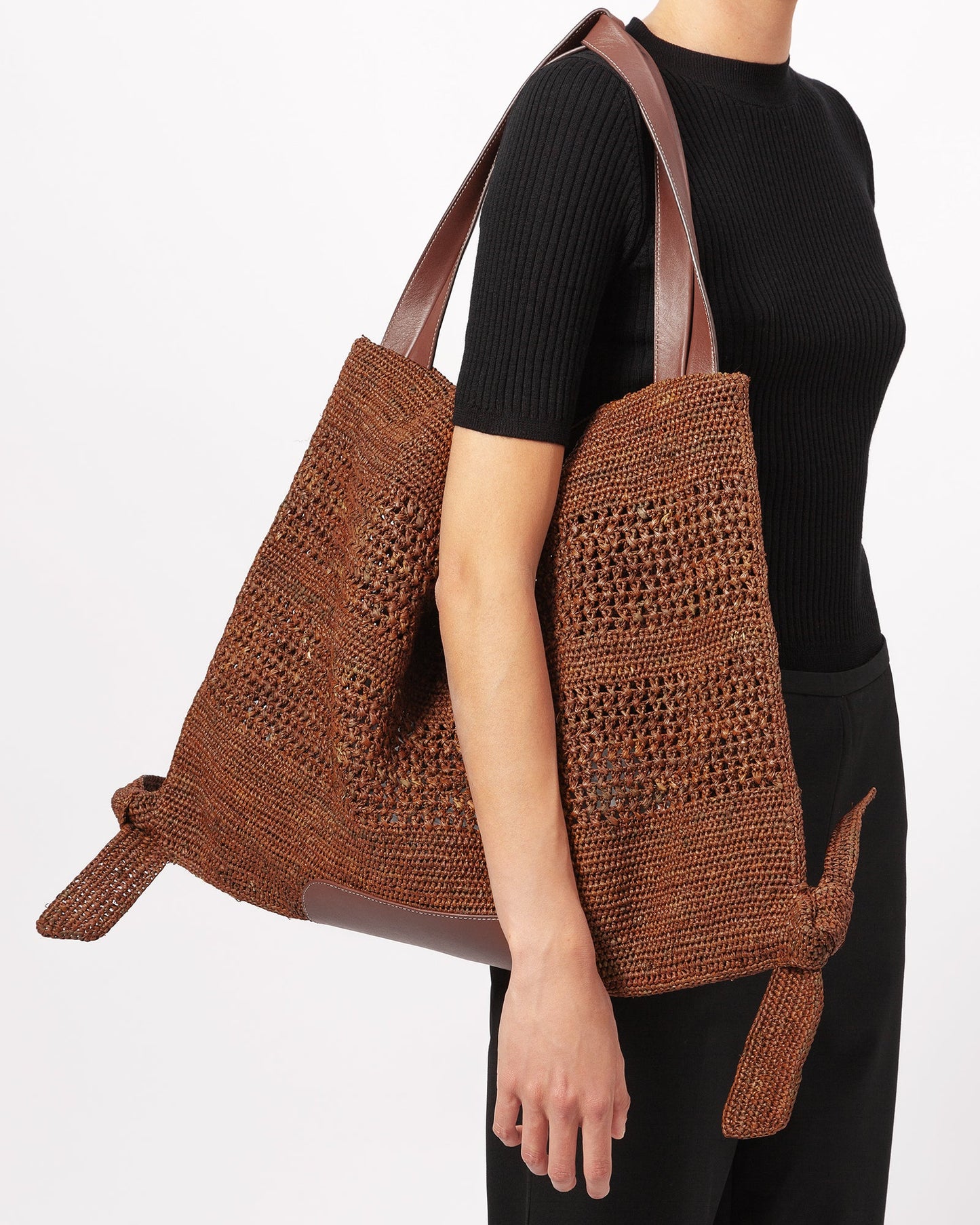 CADOR - Slouchy Crocheted Raffia Shoulder Bag - Hereu sale
