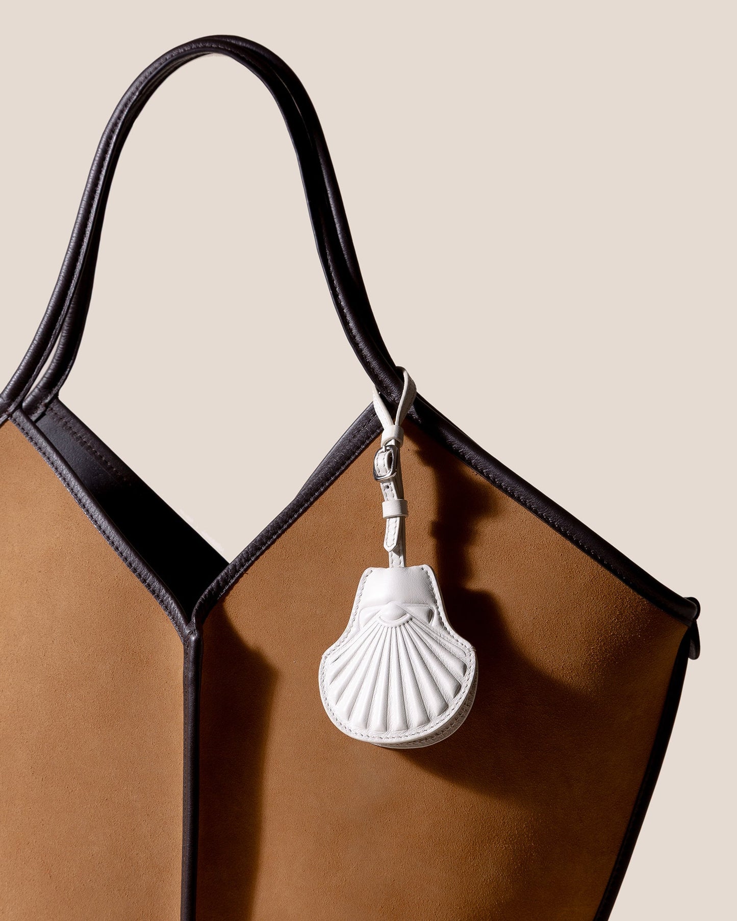 PETXINA - Embossed Leather Charm - Hereu US