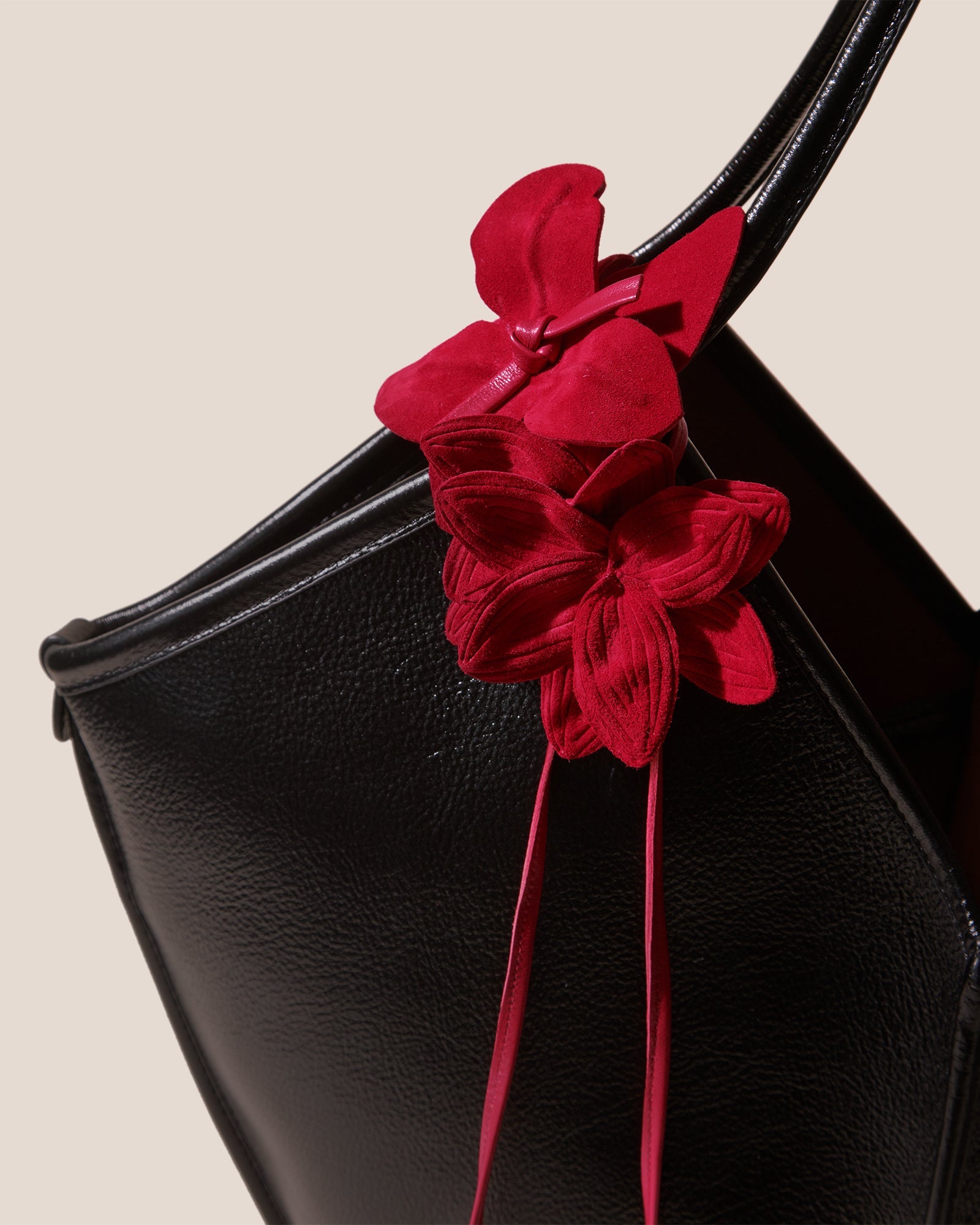 COROLA - Flower Charm with Leather Strap - Hereu on sale