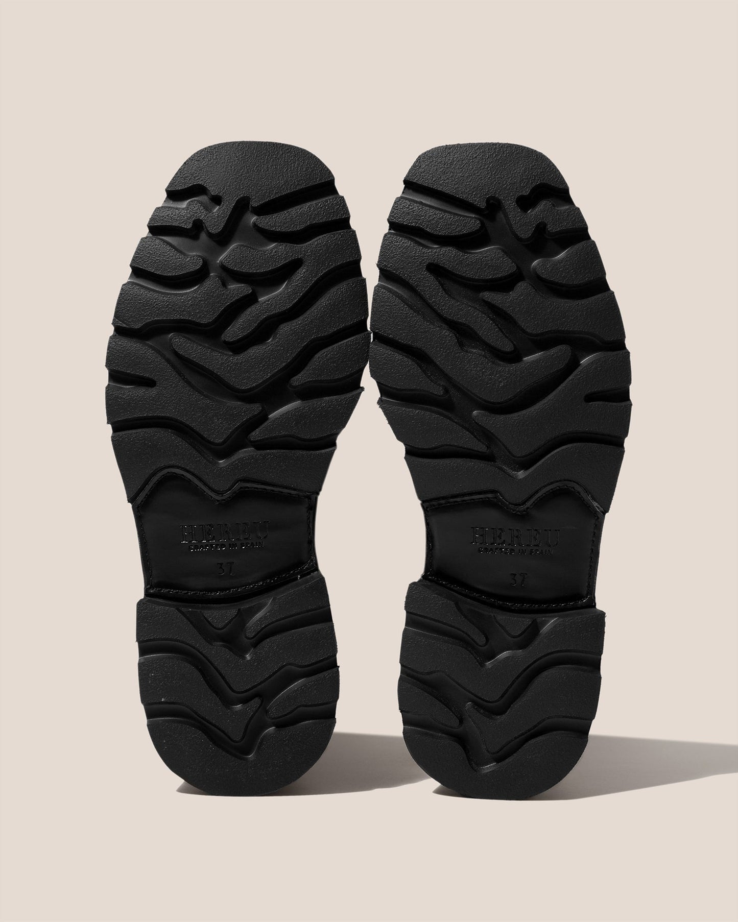 ALDA SPORT - Tread Sole Low-calf Chelsea Boot - Hereu near me