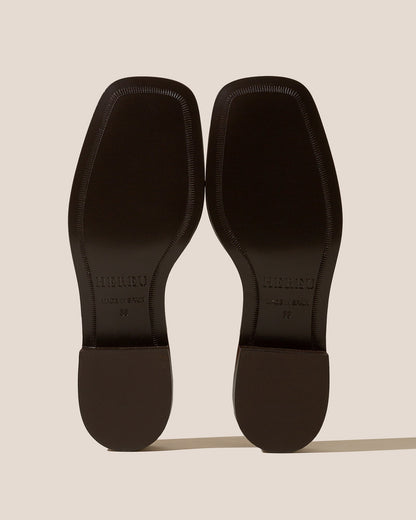 ALARO - Square-Toe T-bar Sandal - Hereu online