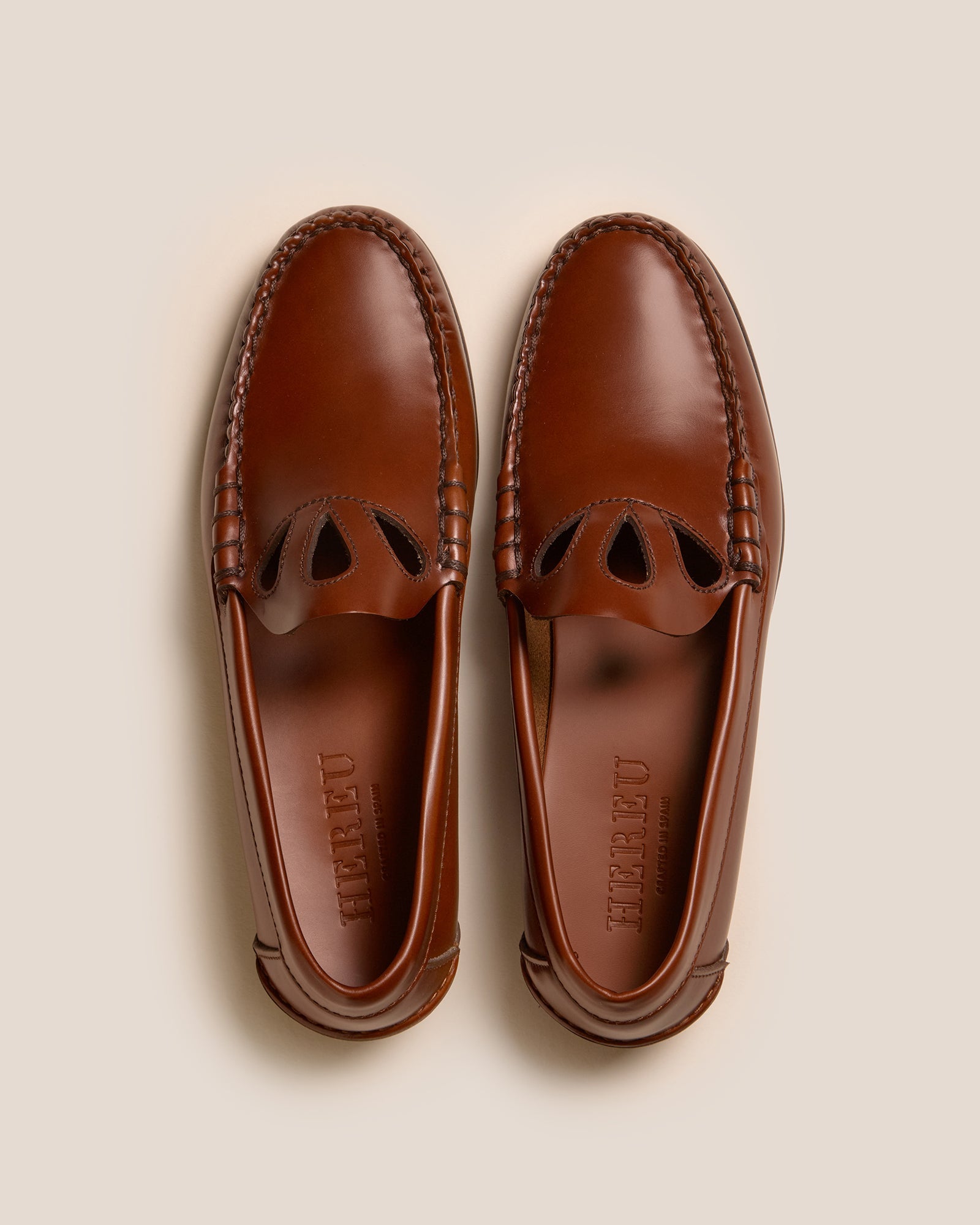 ANANCLA - Cut-Out Slip-On Loafer - Hereu discount