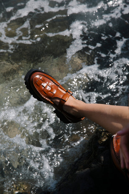 SOLLER SPORT - Tread Sole T-Bar Loafer - Hereu US