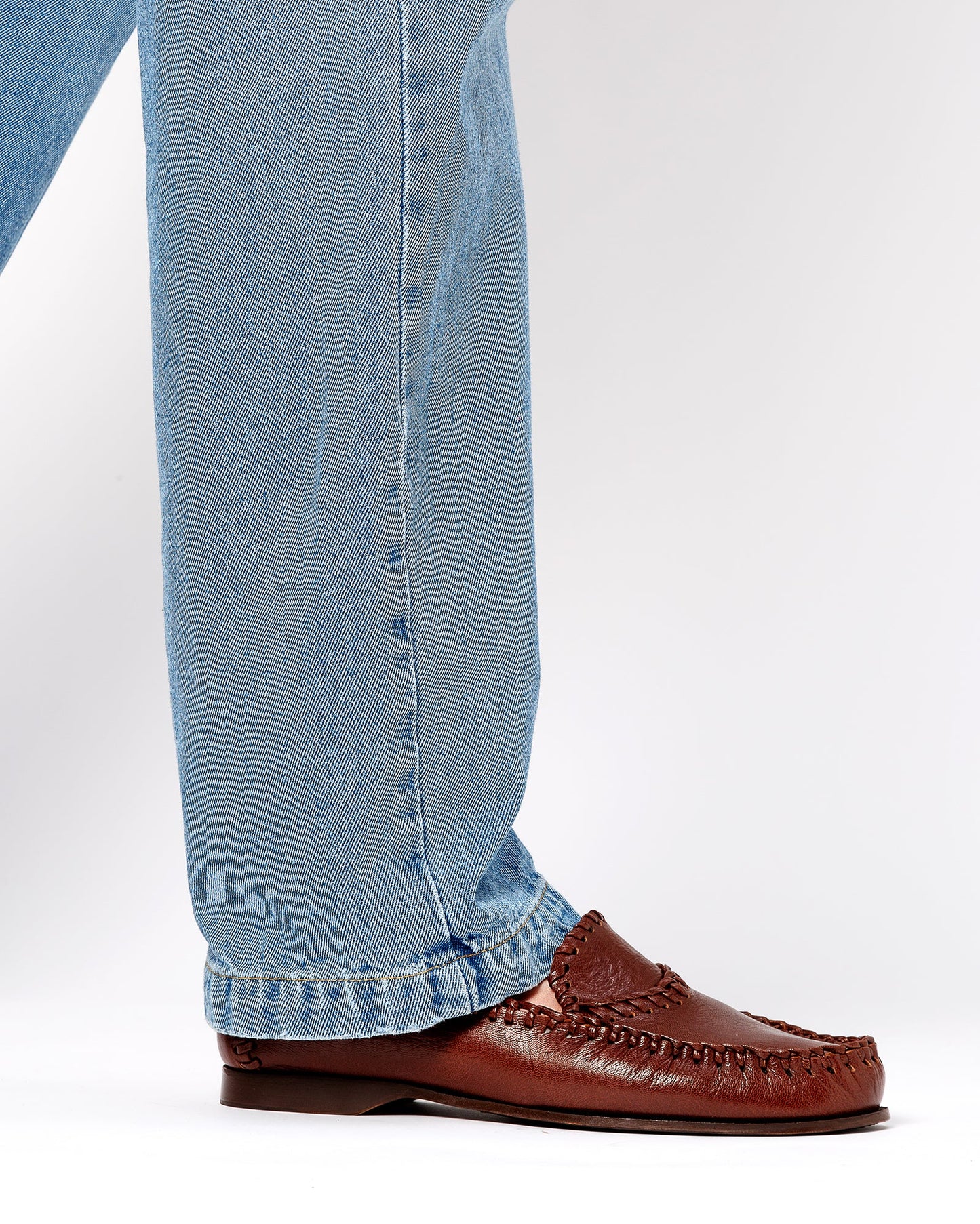 SASTRE SUPPLE SHINY - Braided Seam Slip-On Loafer - Hereu US