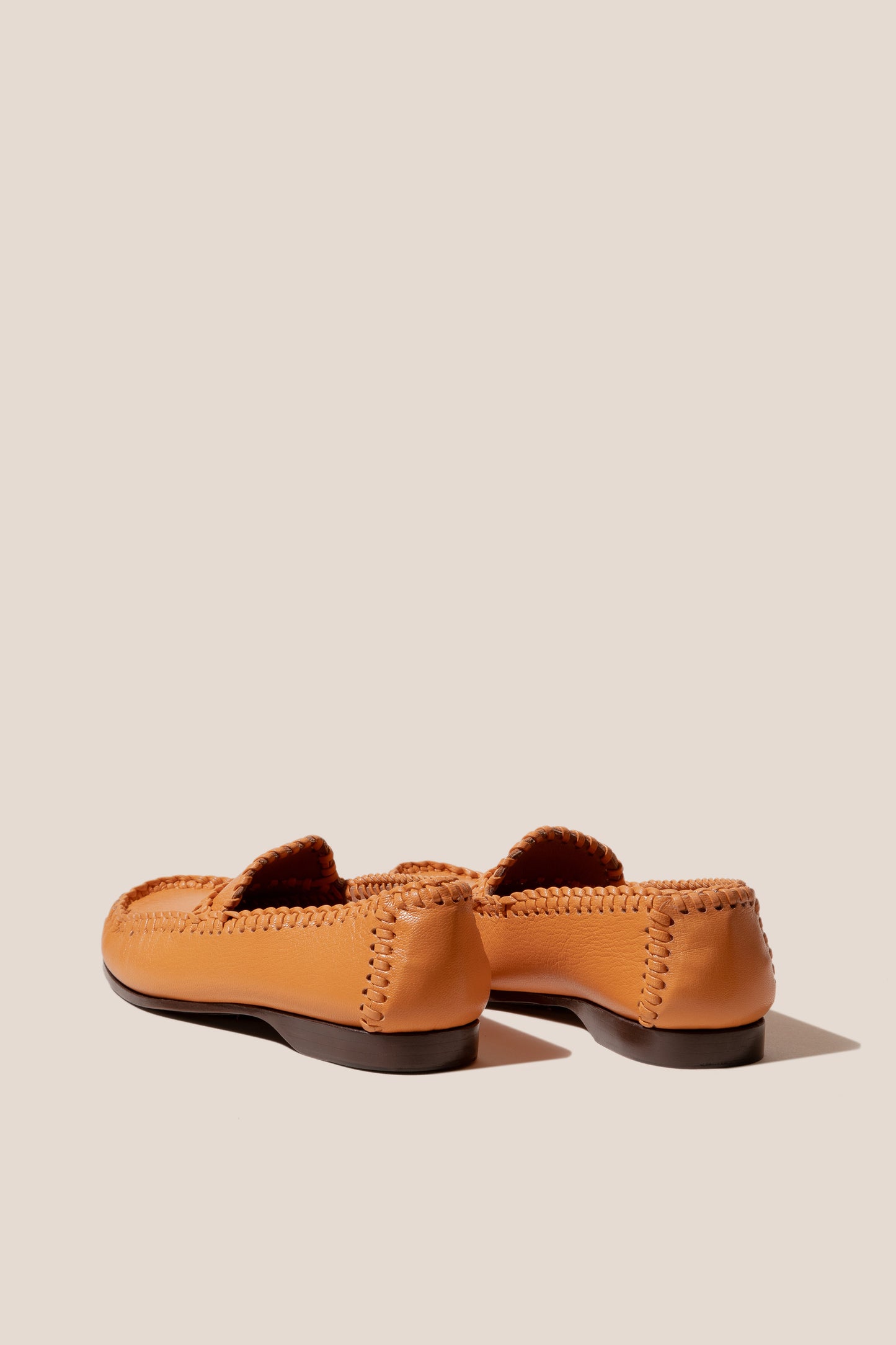 SASTRE SUPPLE SHINY - Braided Seam Slip-On Loafer - Hereu near me