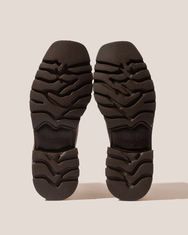 ALBER SPORT - Tread Sole T-Bar Loafer - Hereu near me