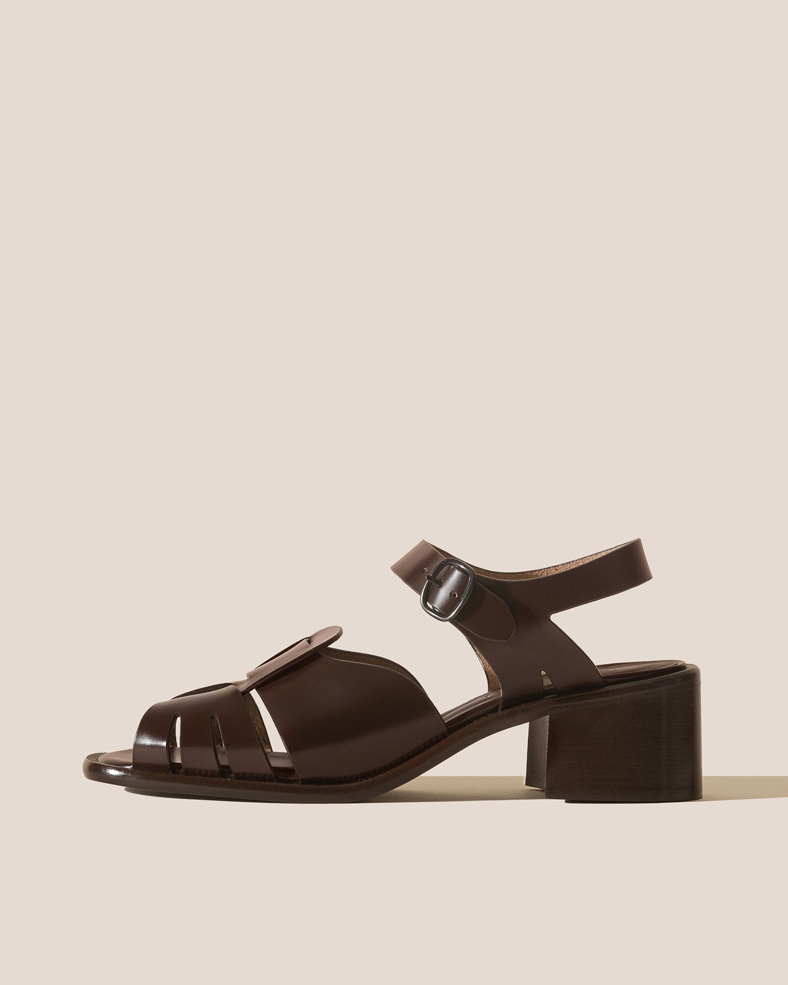 ANCORA SQUARED HEELED - Open-Toe Fisherman Sandal - Hereu near me
