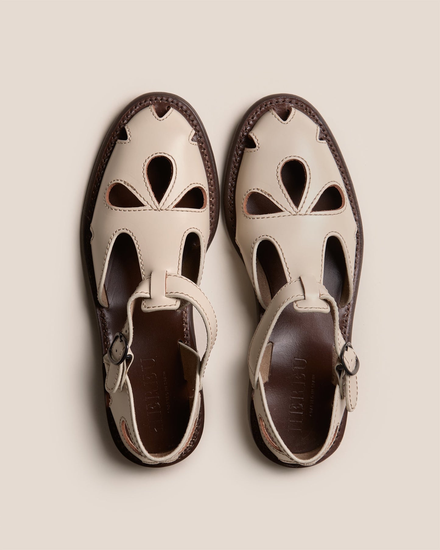 FLORETA - T-bar Sandal - Hereu outlet
