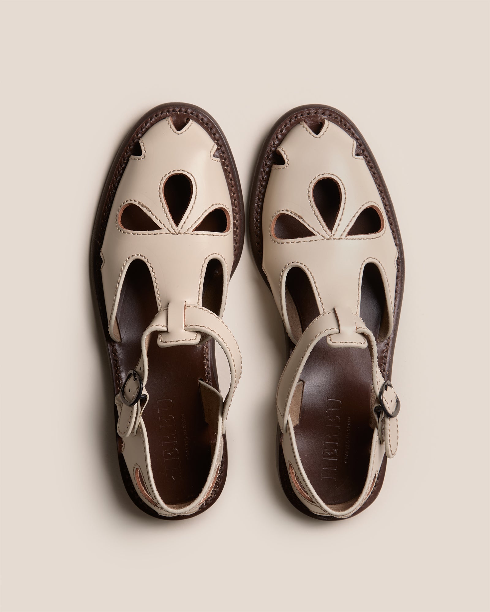 FLORETA - T-bar Sandal - Hereu outlet