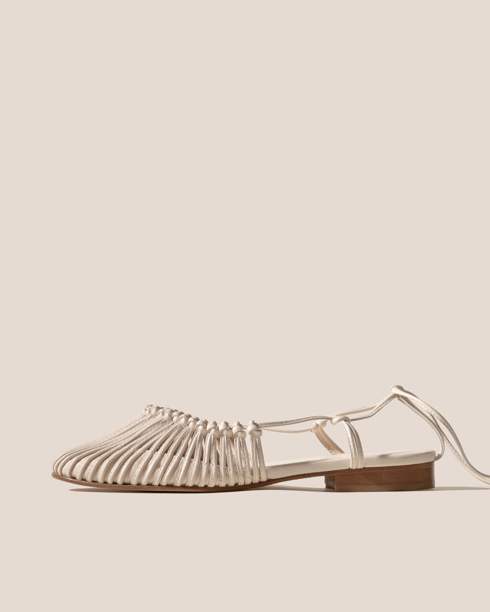 MANTERA - Round-Toe Knotted Sandal - Hereu discount