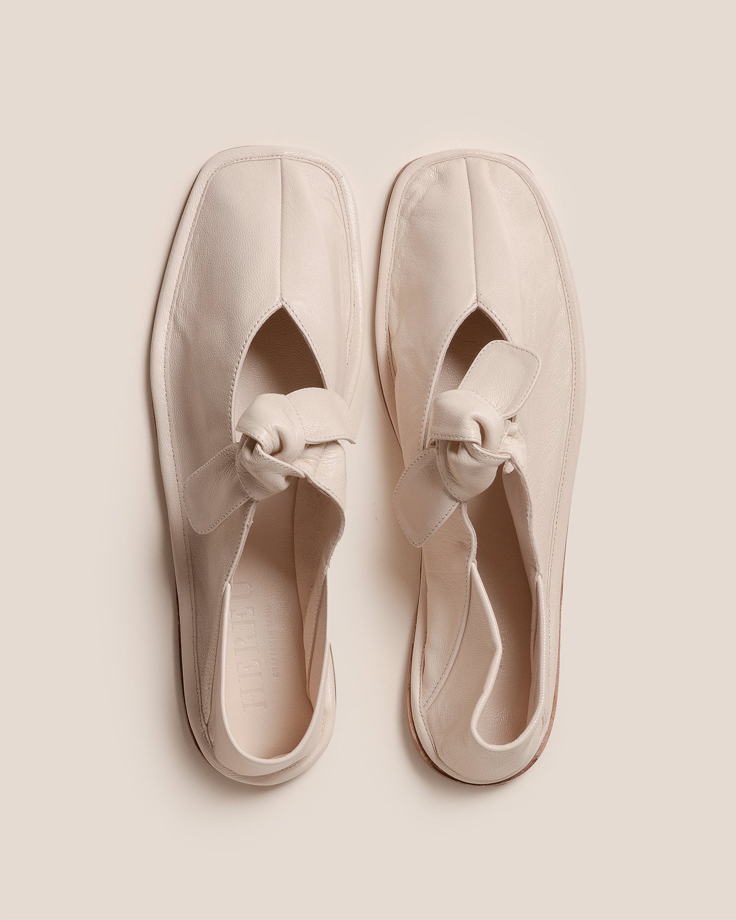 LLASADA SUPPLE SHINY - Front-Knot Pump - Hereu on sale
