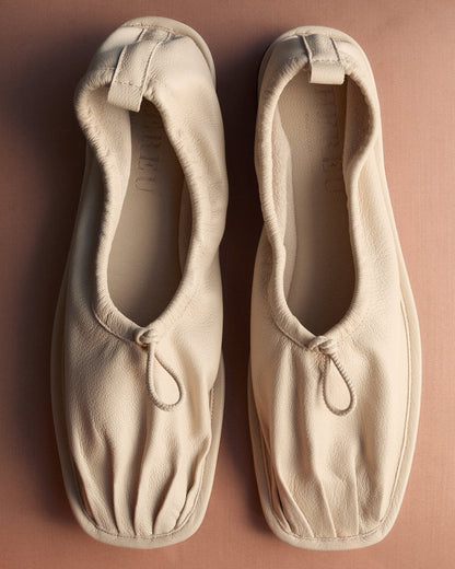 PUNTERA SUPPLE SHINY - Pleated-Toe Pump - Hereu online
