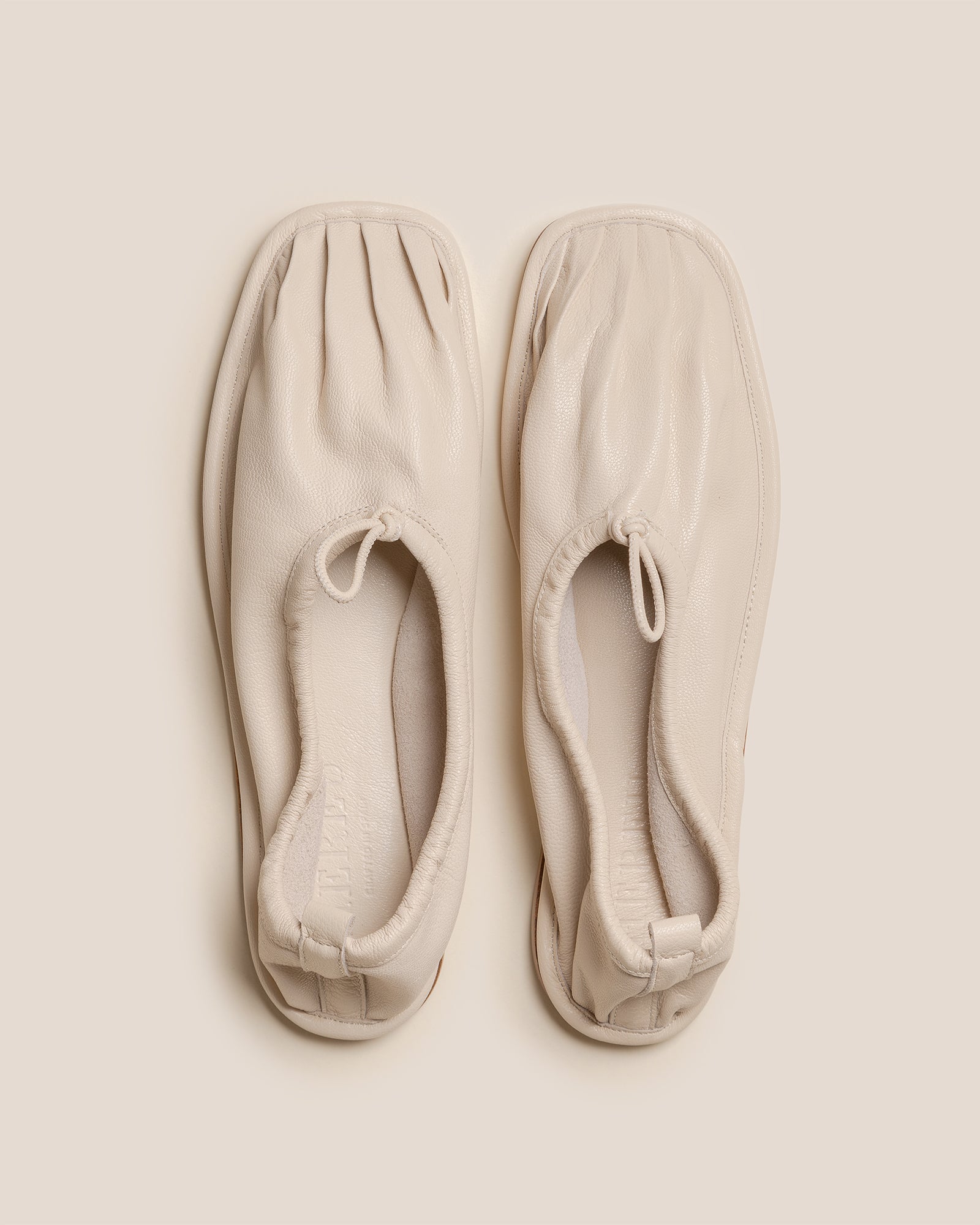 PUNTERA SUPPLE SHINY - Pleated-Toe Pump - Hereu online