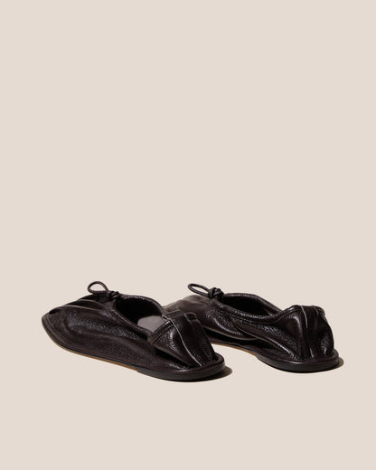 PUNTERA SUPPLE SHINY - Pleated-Toe Pump - Hereu near me