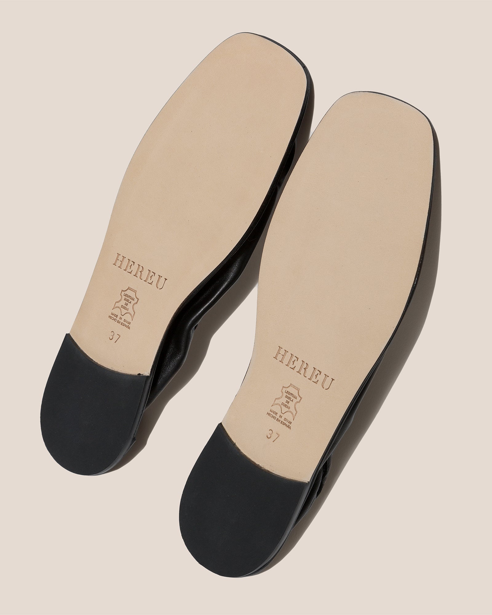 PUNTERA SUPPLE SHINY - Pleated-Toe Pump - Hereu near me