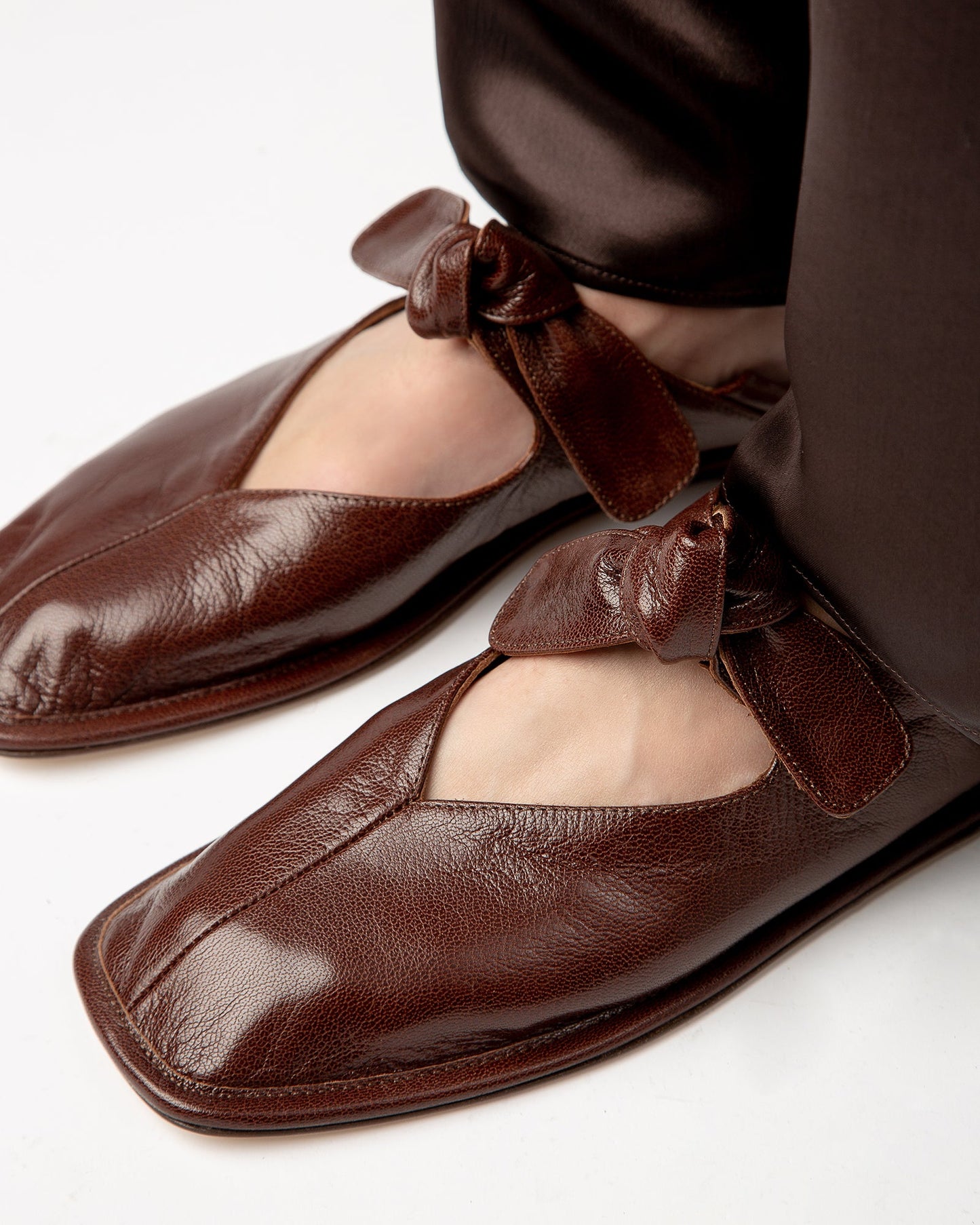 LLASADA SUPPLE SHINY - Front-Knot Pump - Hereu outlet