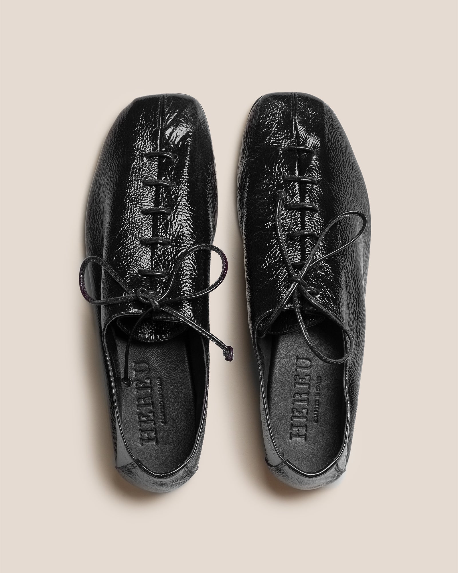 PLEGADA CRINKLED GLOSSY - Deconstructed Lace-up Shoe - Hereu US