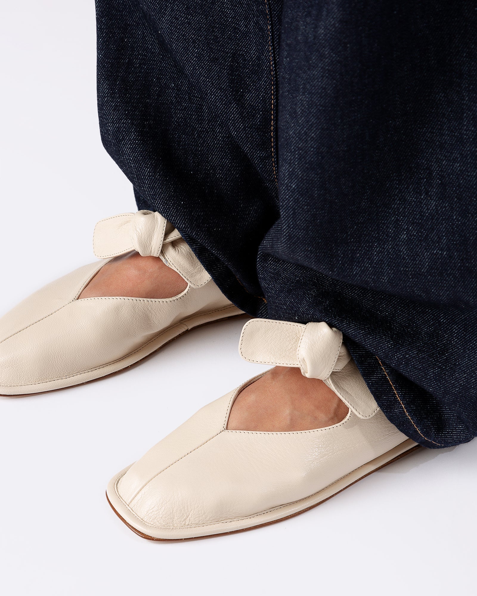 LLASADA SUPPLE SHINY - Front-Knot Pump - Hereu outlet