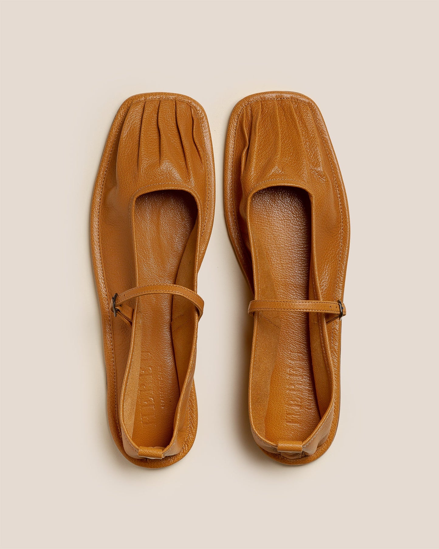 DANSA SUPPLE SHINY - Pleated-Toe Mary Jane Pump - Hereu on sale