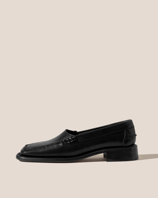 SALA - Square-Toe Low-Heeled Pump - Hereu US