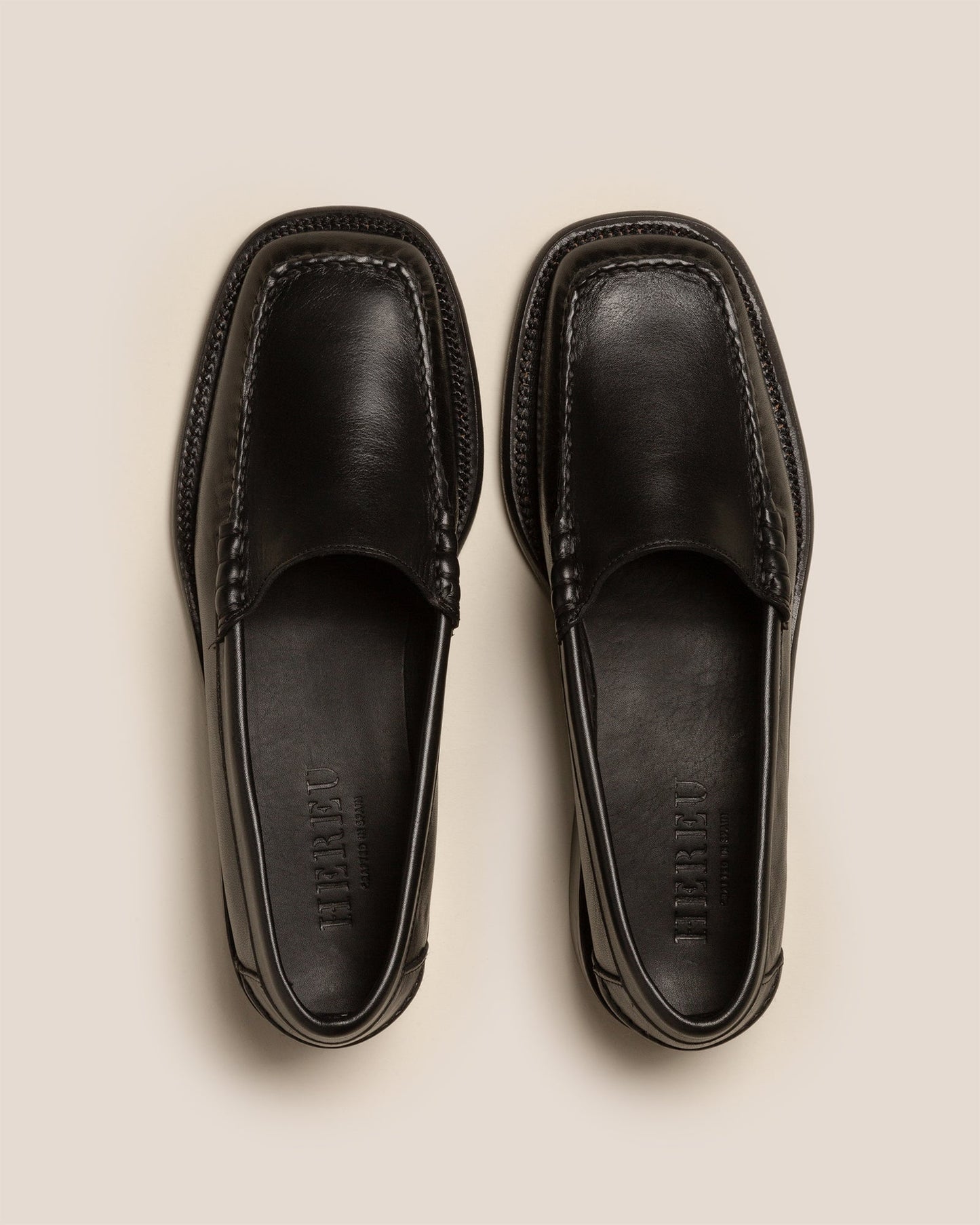SALA - Square-Toe Low-Heeled Pump - Hereu US