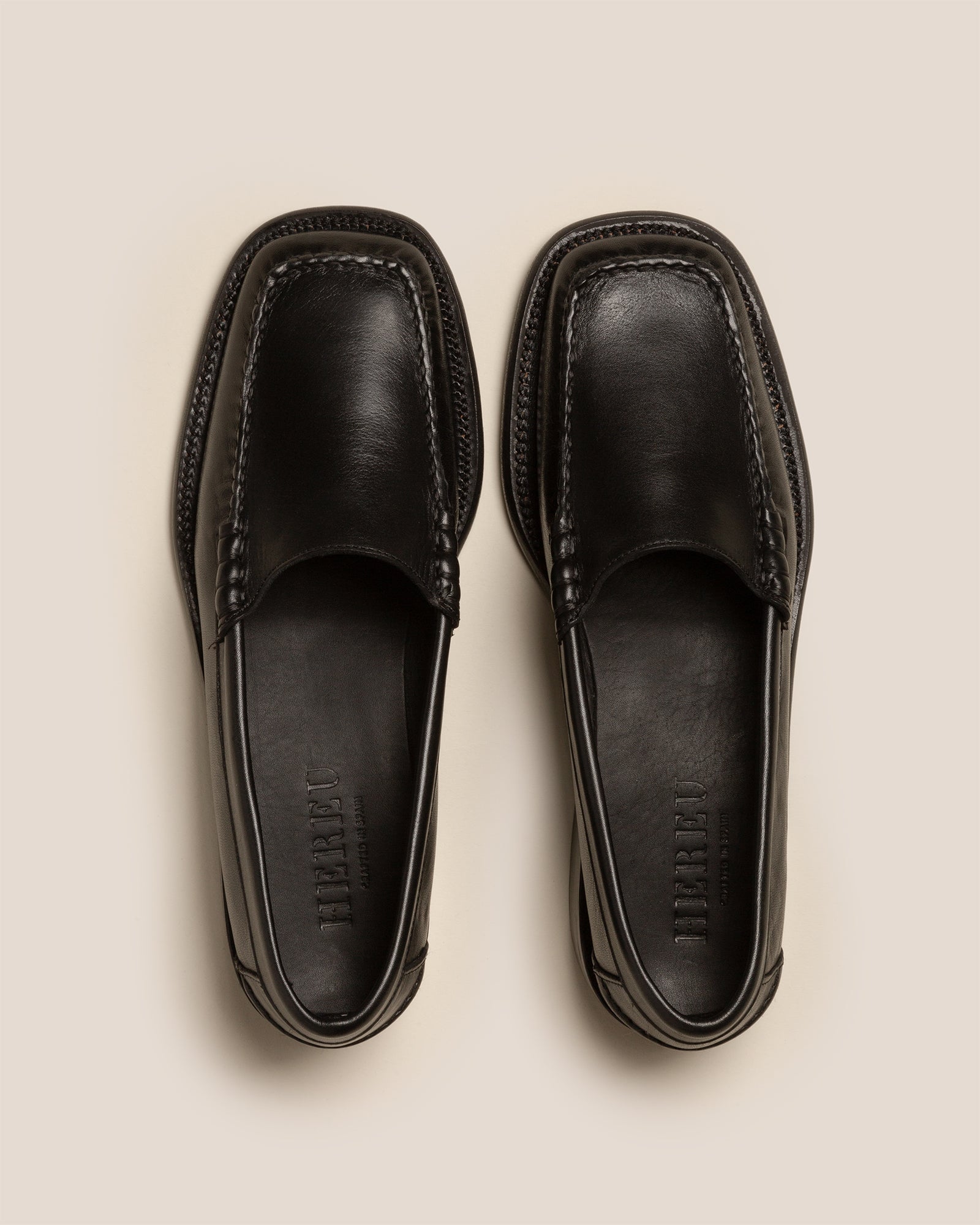 SALA - Square-Toe Low-Heeled Pump - Hereu US