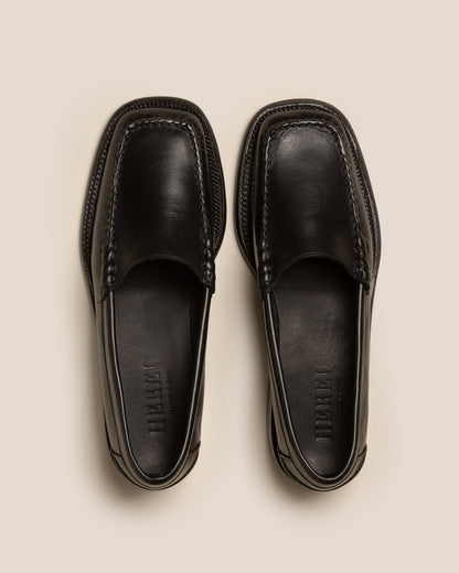 SALA - Square-Toe Low-Heeled Pump - Hereu US