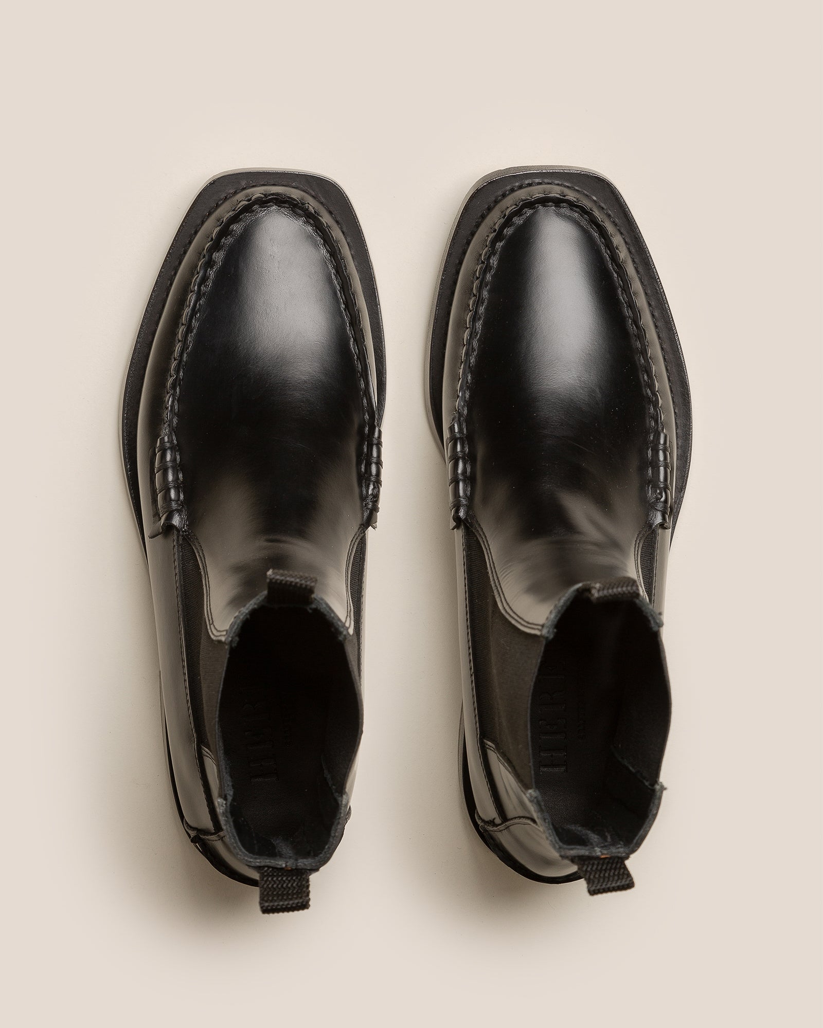 ALDA - Low-calf Chelsea Boot - Hereu on sale