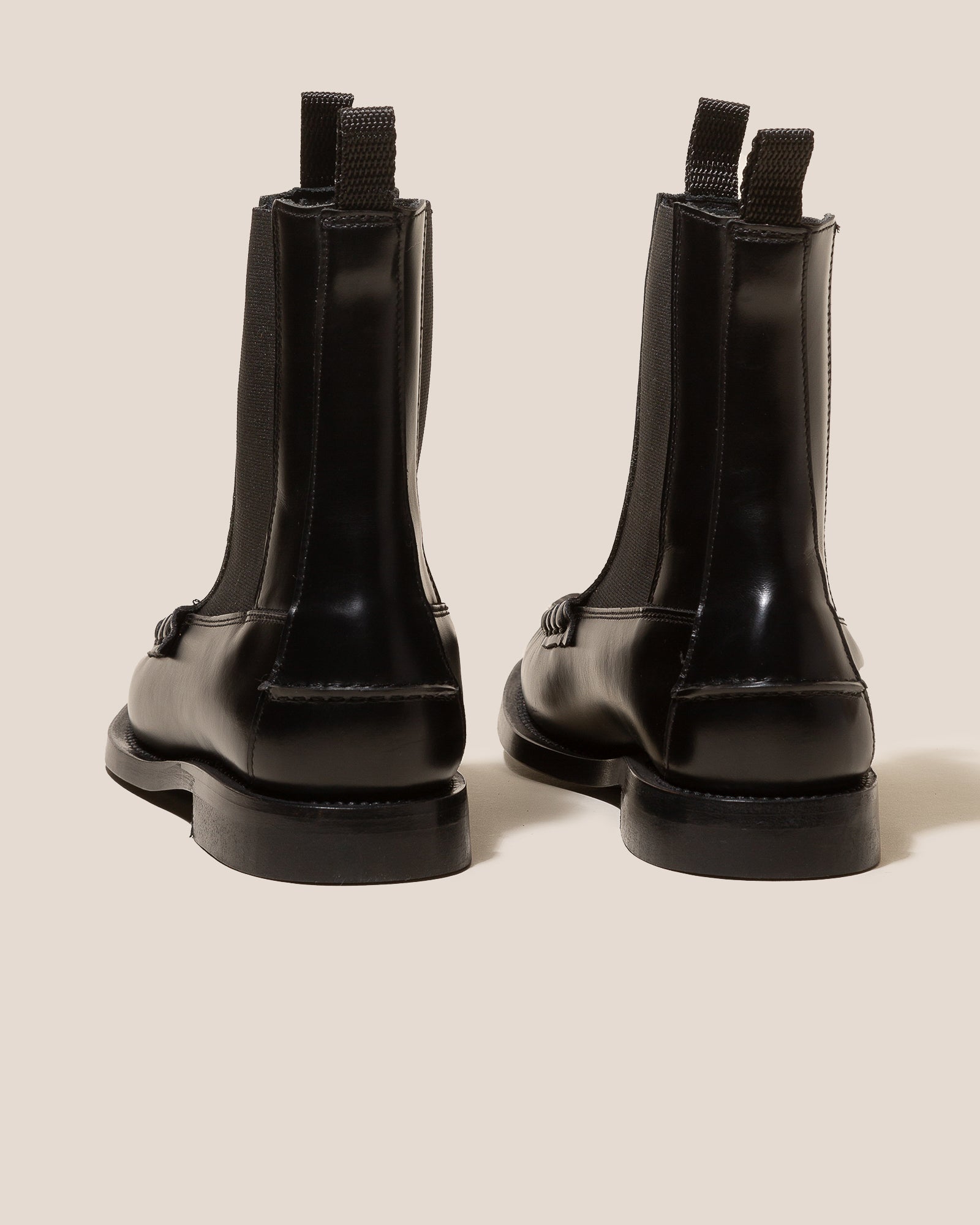 ALDA - Low-calf Chelsea Boot - Hereu on sale