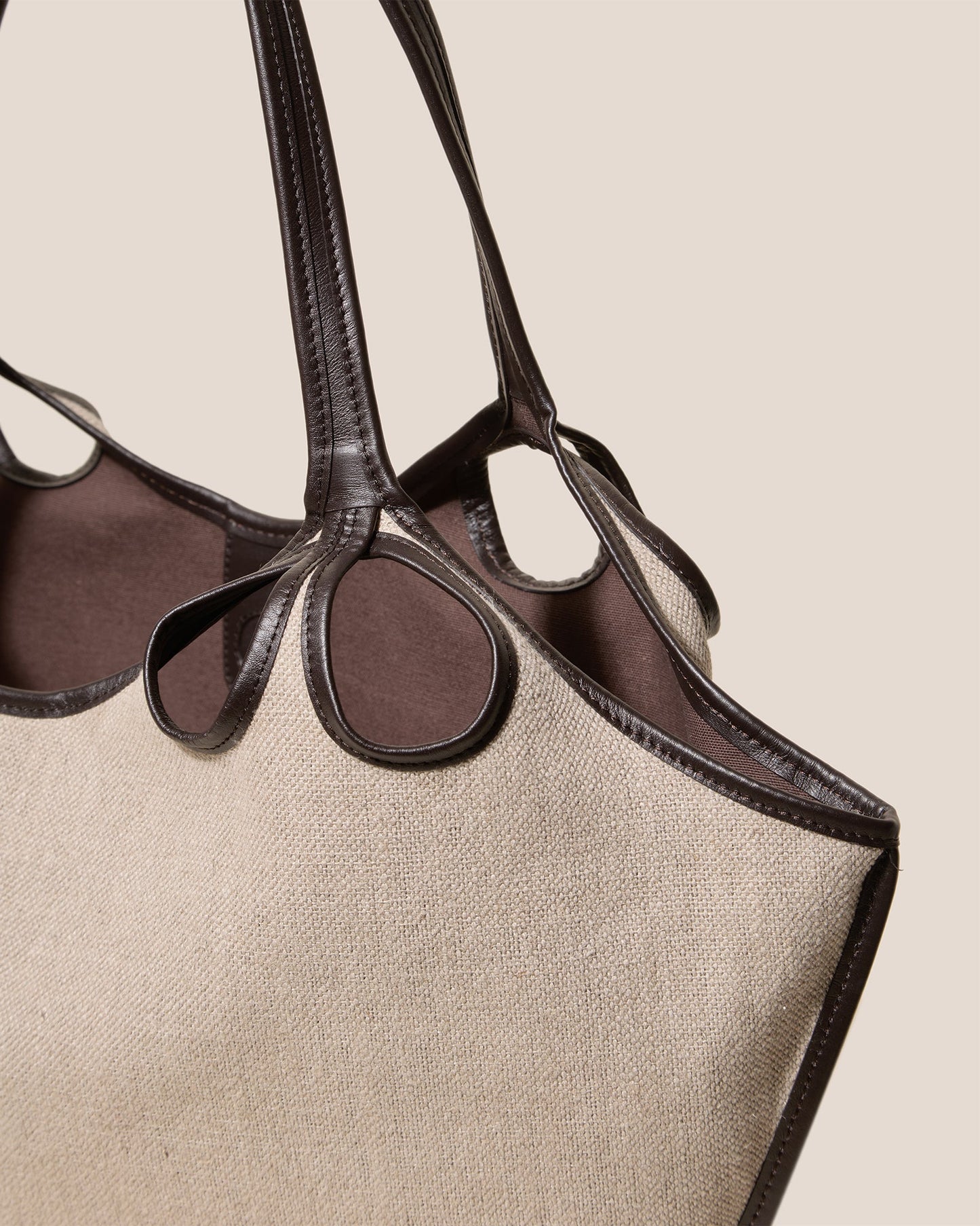ESCALA LINEN - Cut-Out Tote Bag - Hereu on sale