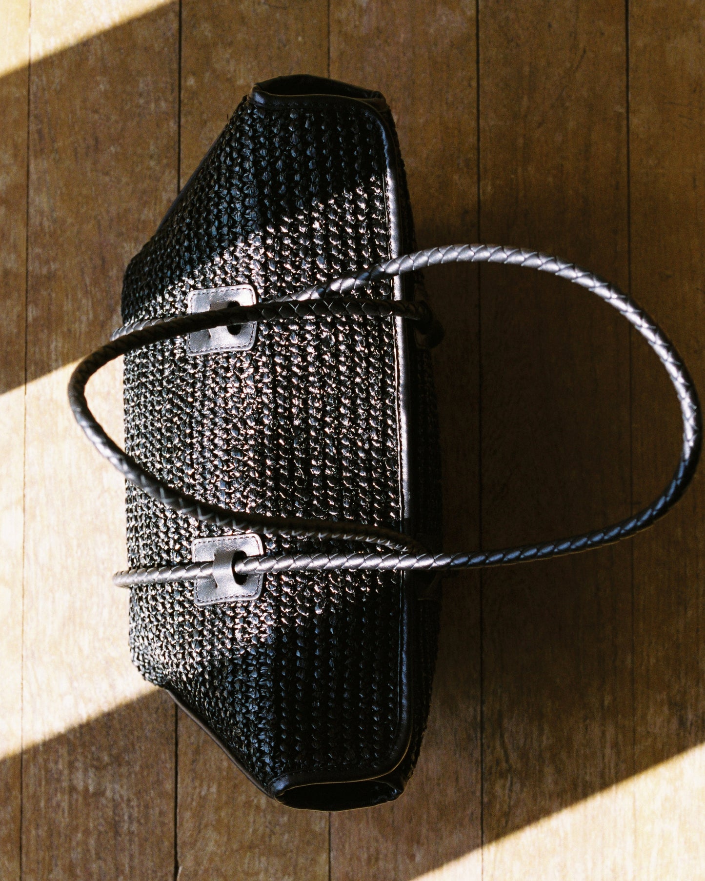 FORNA RAFFIA - Leather Framed Shoulder Bag - Hereu near me