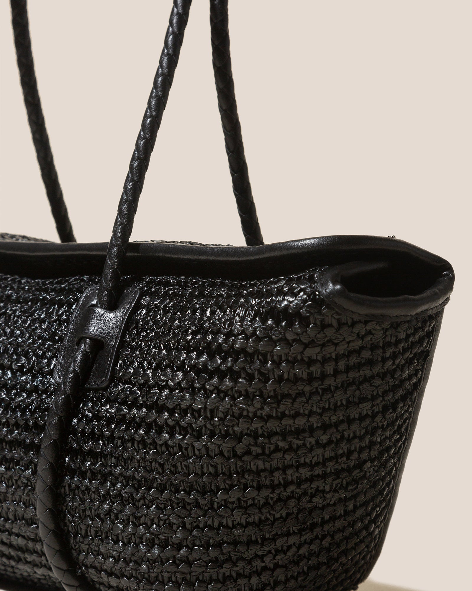 FORNA RAFFIA - Leather Framed Shoulder Bag - Hereu near me