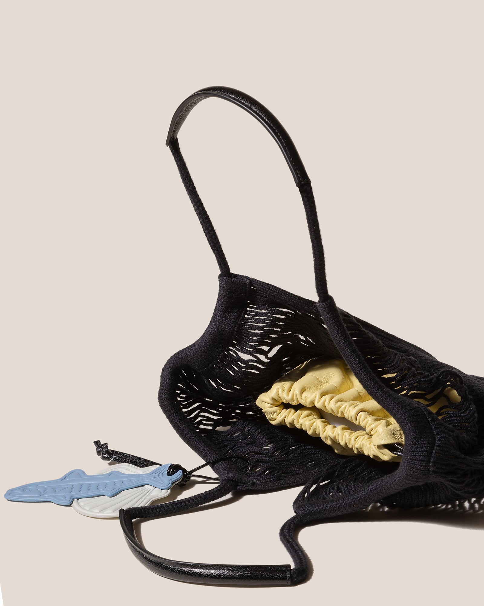 CALELLA FILT S CHARM - Knitted Cotton Net Bag - Hereu online