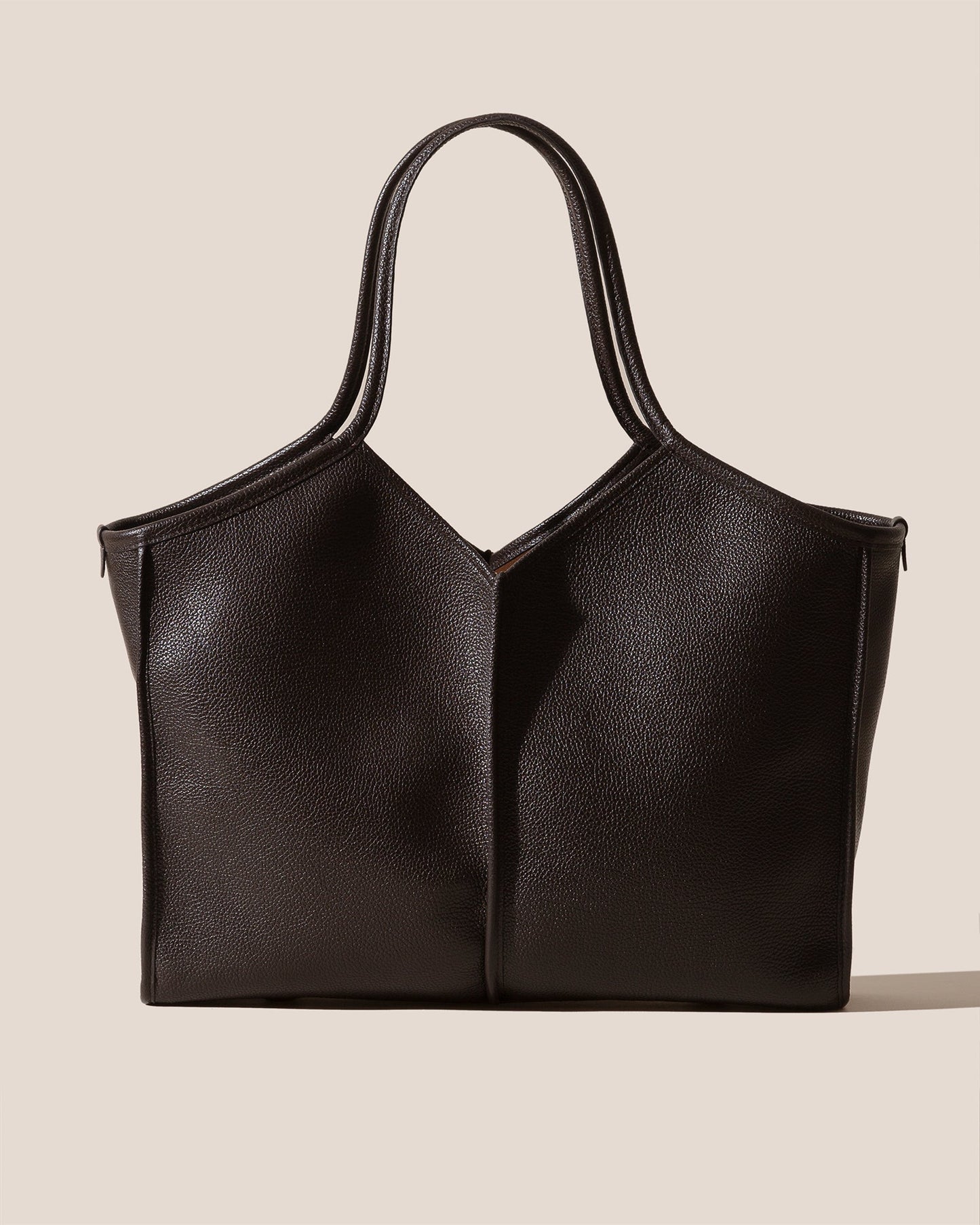 CALELLA SQUARED MEDIUM GRAINY - Leather-trimmed Tote Bag - Hereu near me