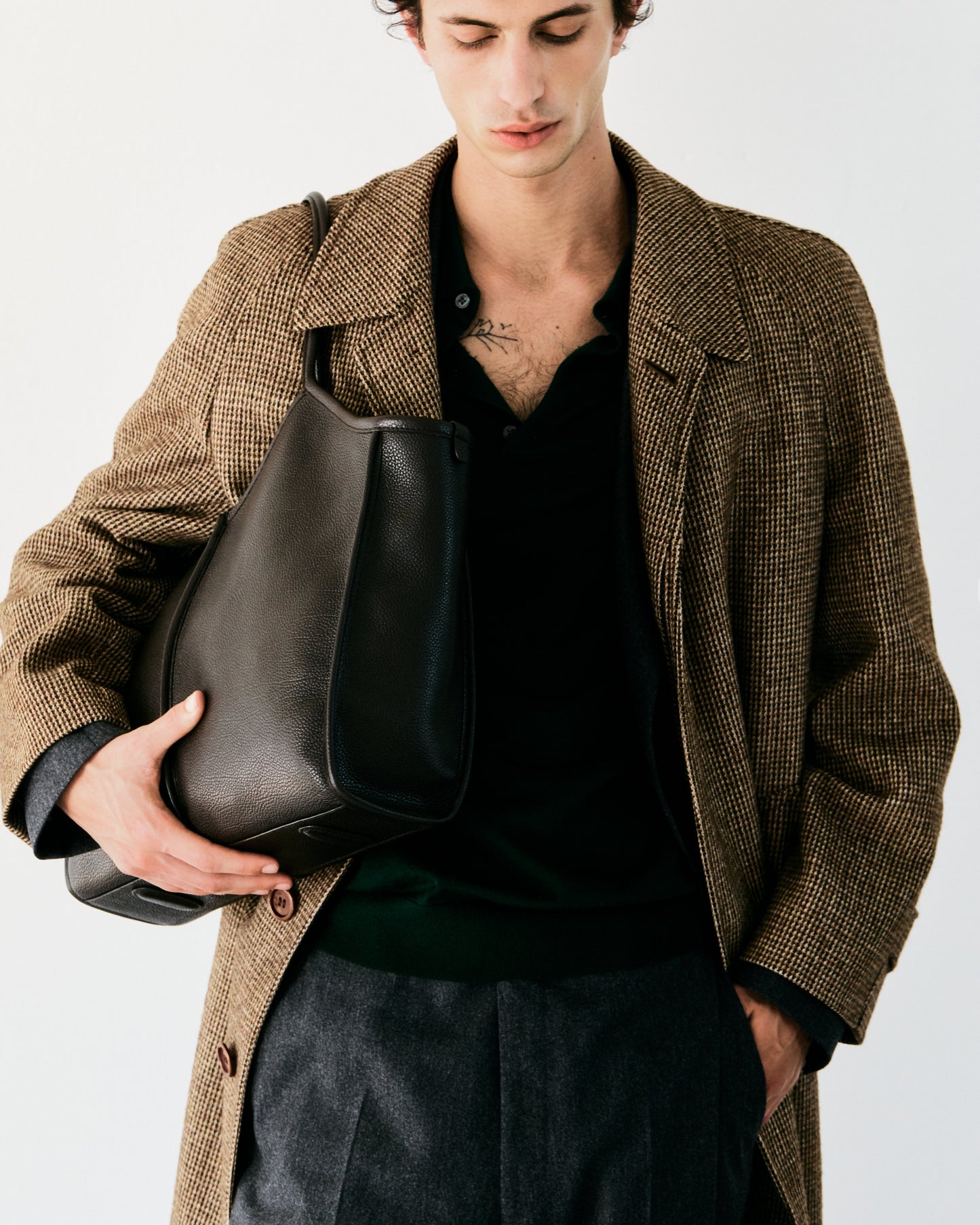 CALELLA SQUARED MEDIUM GRAINY - Leather-trimmed Tote Bag - Hereu near me