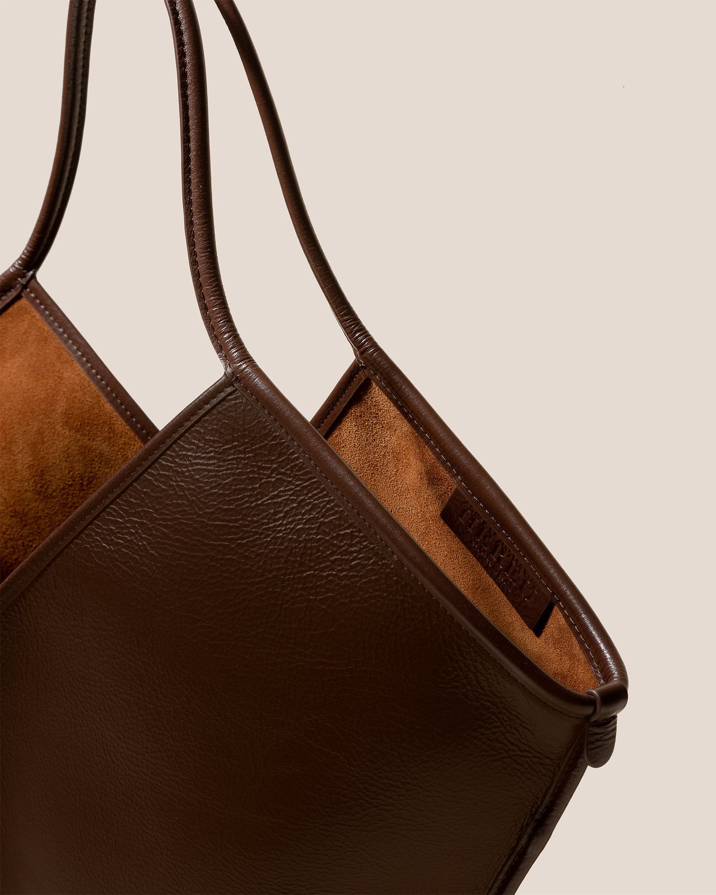 CALELLA DISTRESSED - Leather Tote Bag - Hereu US