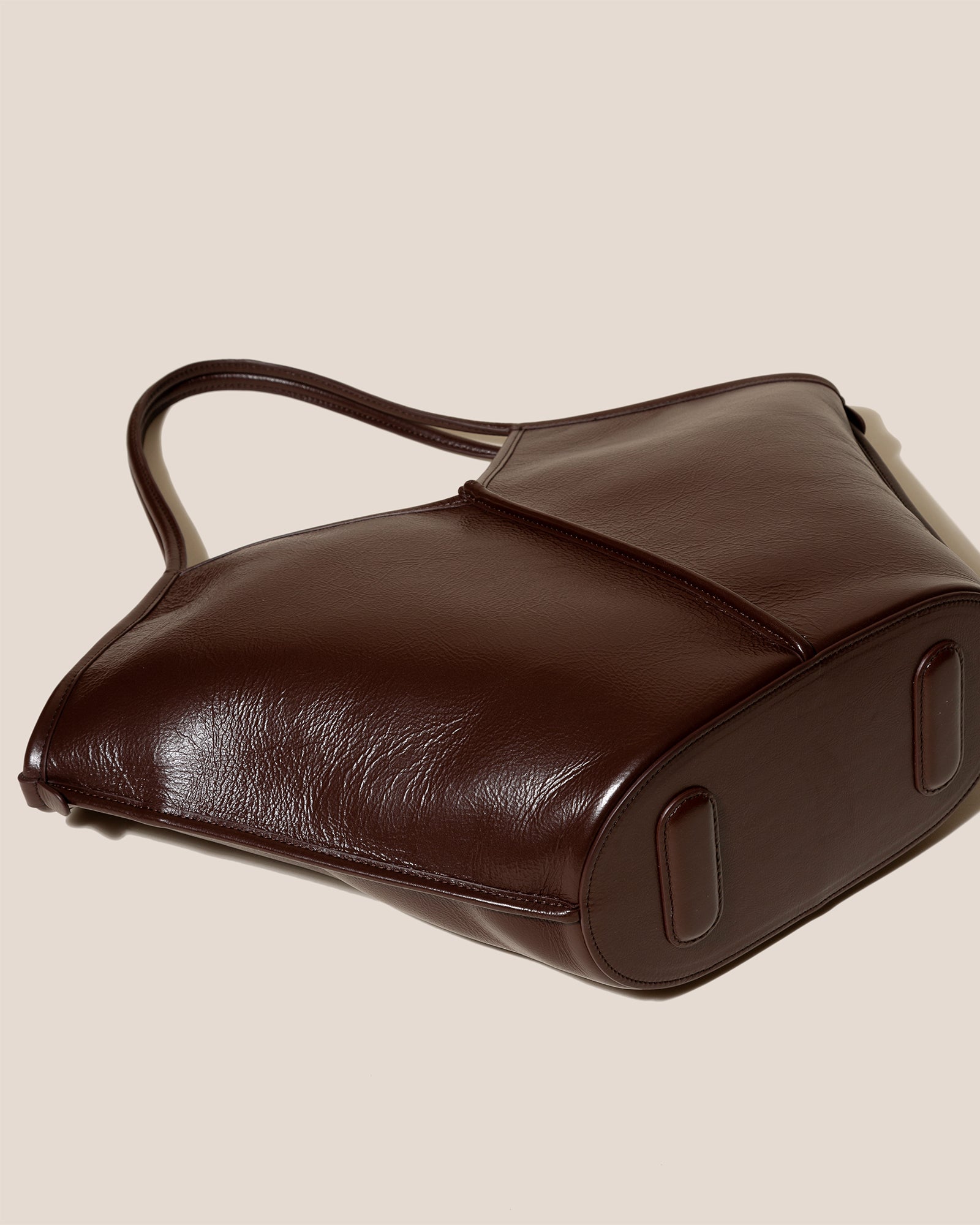 CALELLA DISTRESSED - Leather Tote Bag - Hereu US