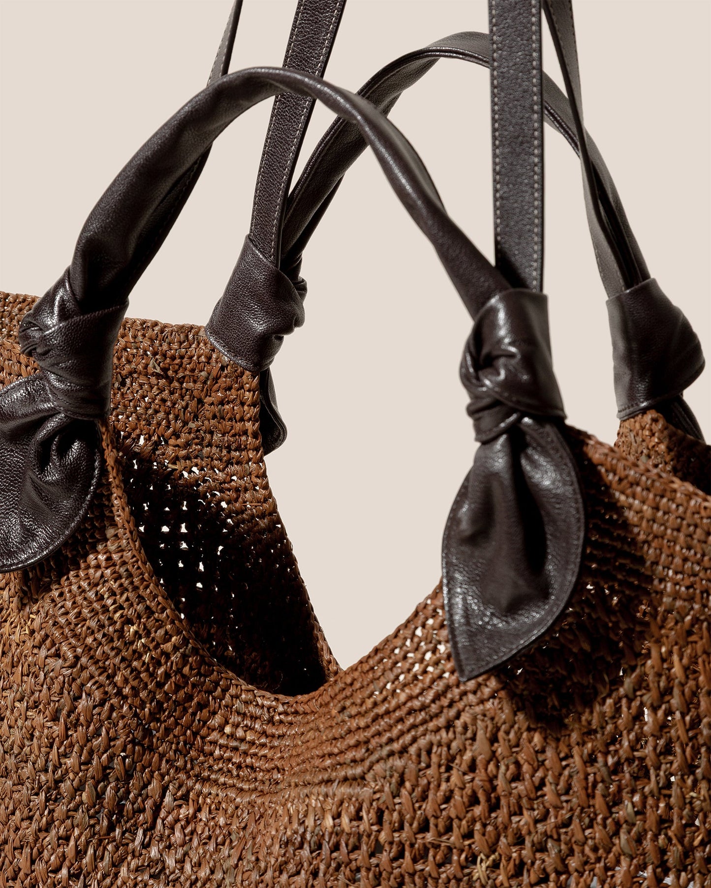 FONOL L RAFFIA - Crocheted Raffia Basket - Hereu on sale