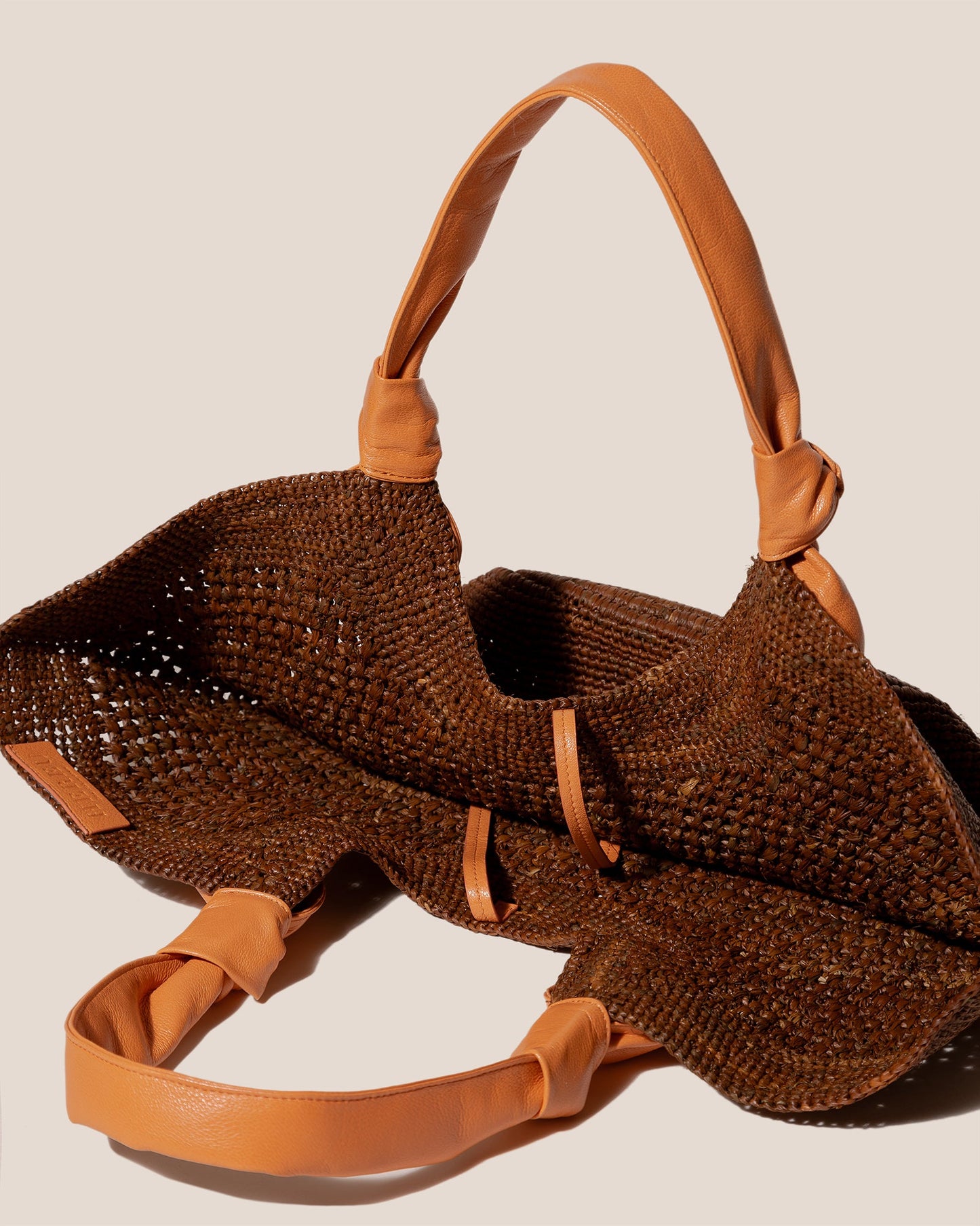 FONOL - Crocheted Raffia Basket - Hereu US