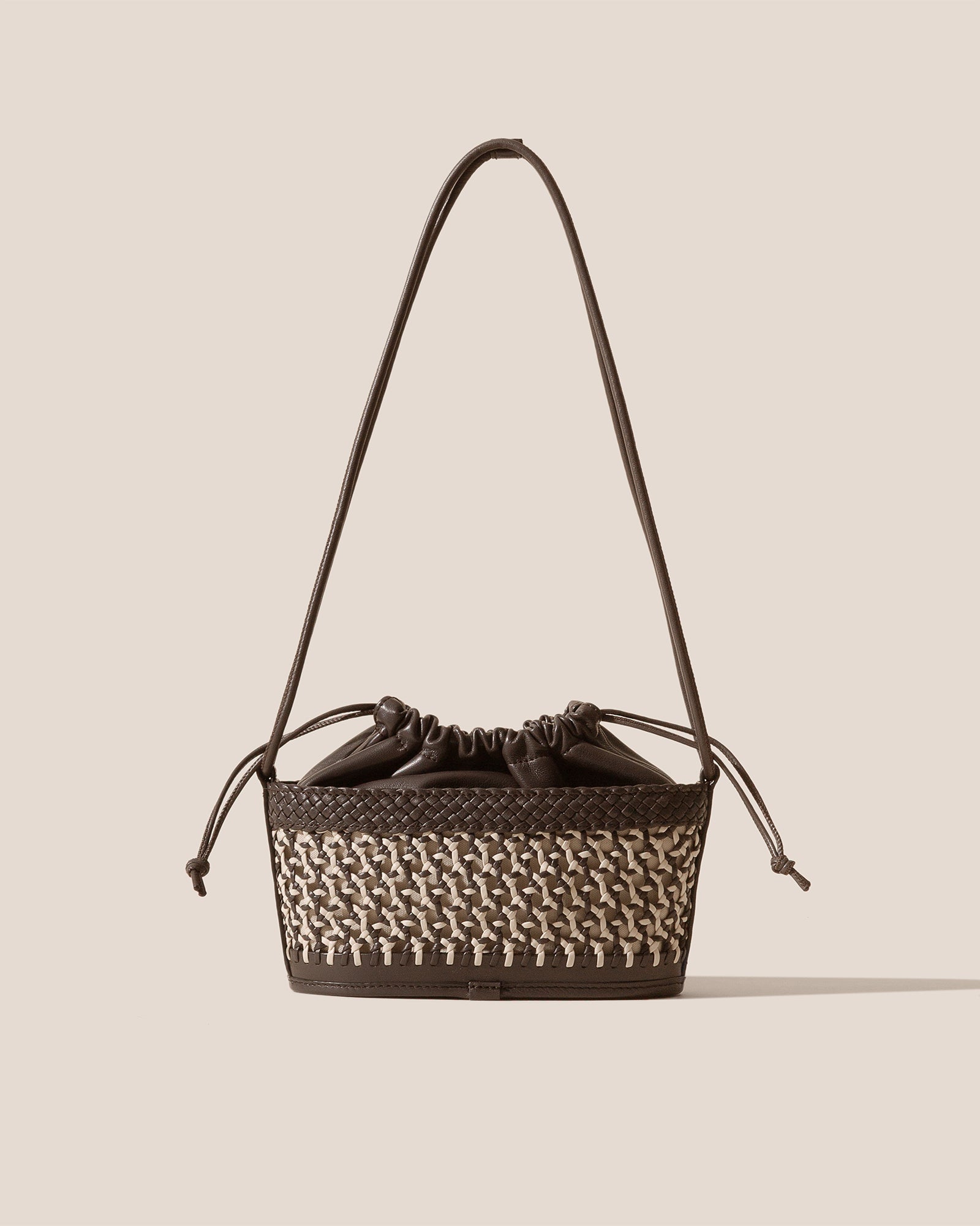 GAIA - Woven Bucket Crossbody Bag - Hereu US