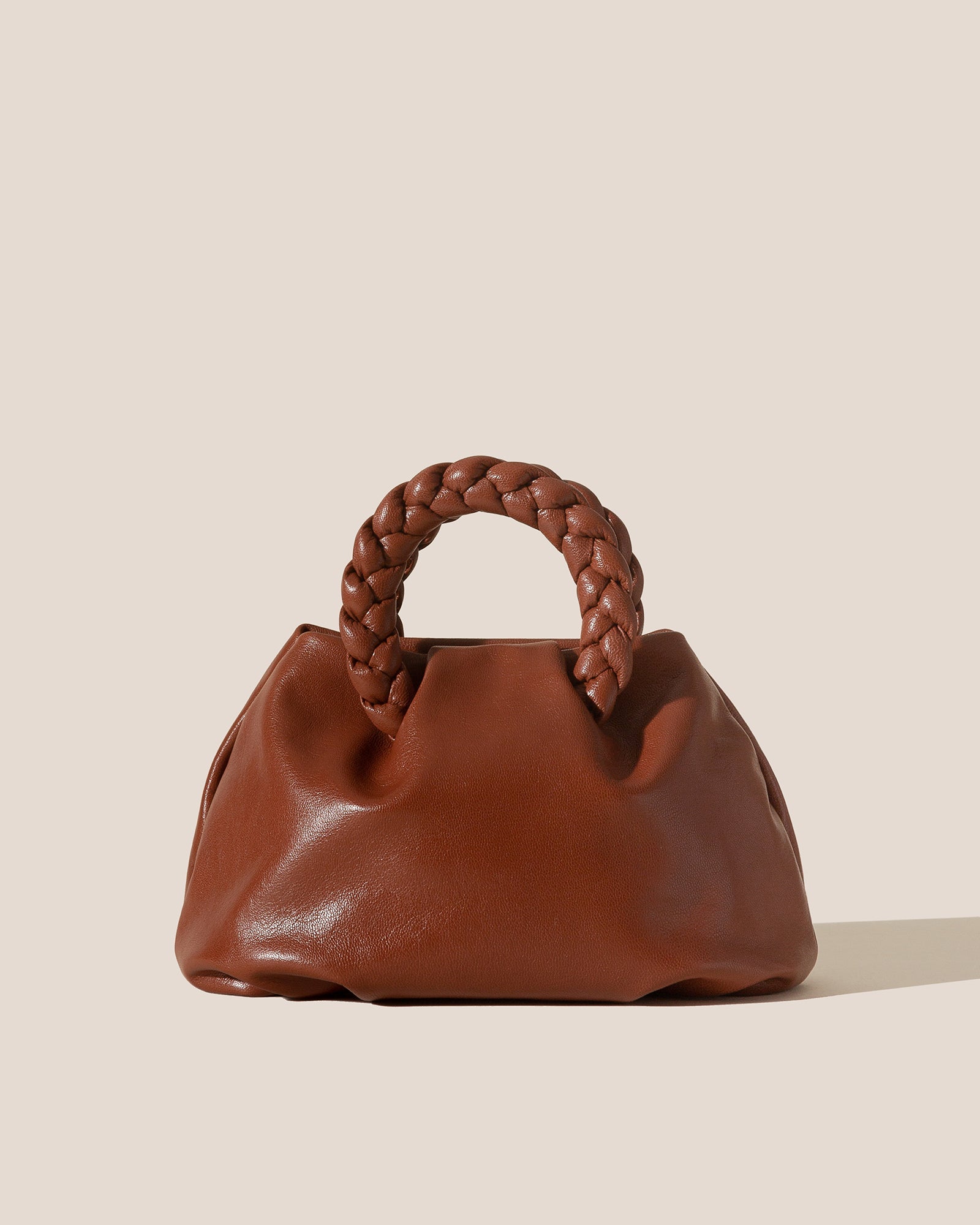 BOMBON M SUPPLE SHINY - Medium Plaited-handle Leather Handbag - Hereu outlet