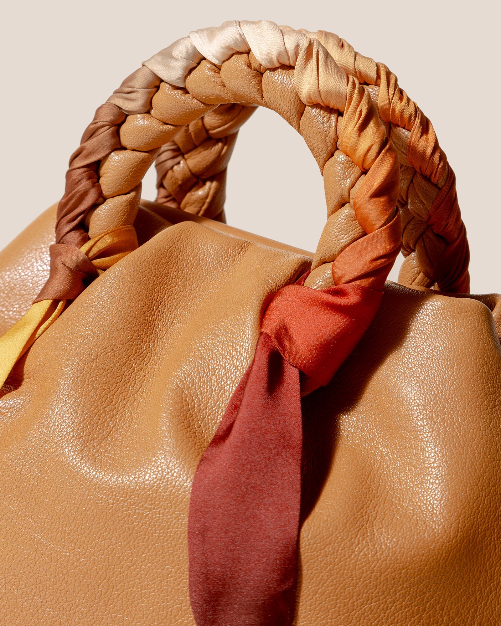 BOMBON M FOULARD - Medium Plaited-handle Leather Handbag - Hereu outlet