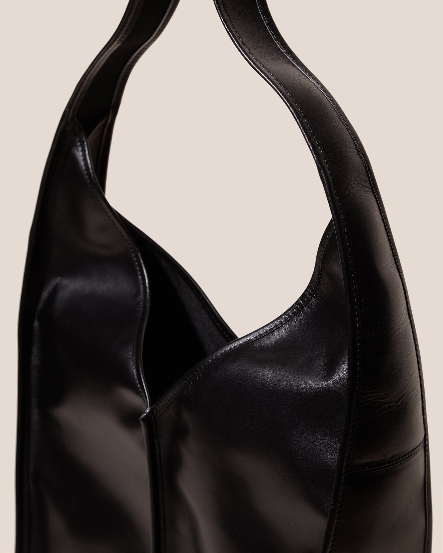 CALELLA CROSSBODY - Leather-trimmed Crossbody Sac - Hereu near me