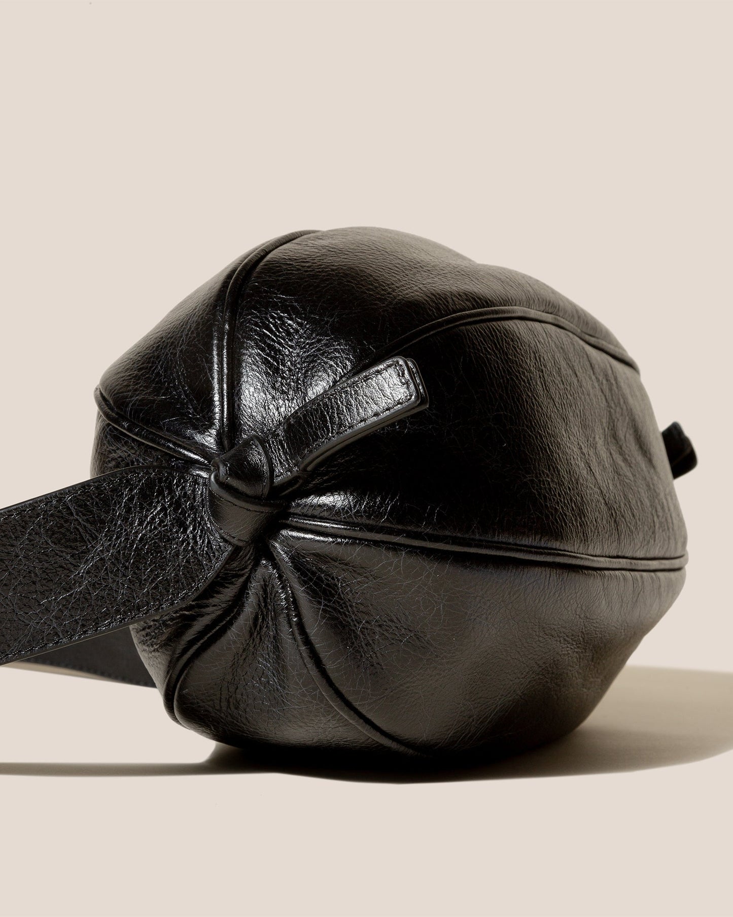 BOYA L DISTRESSED - Ball-Shaped Crossbody Bag - Hereu on sale