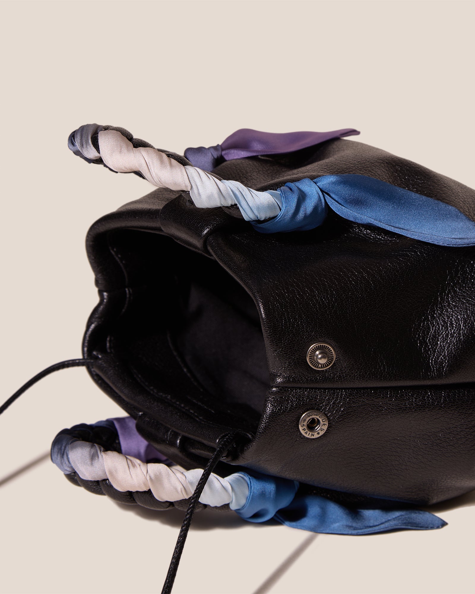 BOMBON FOULARD - Plaited-handle Leather Handbag - Hereu discount