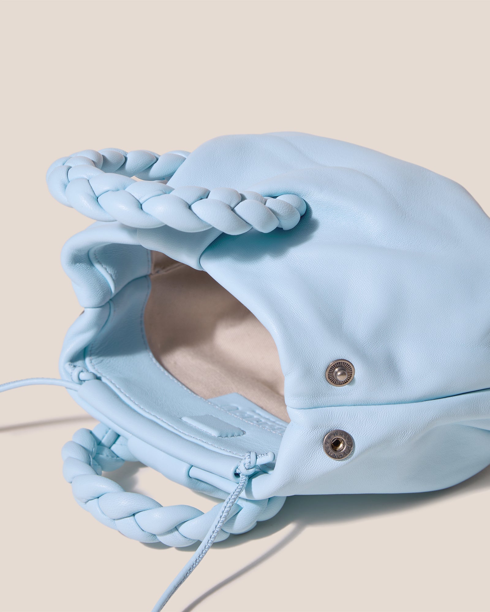 BOMBON - Plaited-handle Leather Handbag - Hereu US