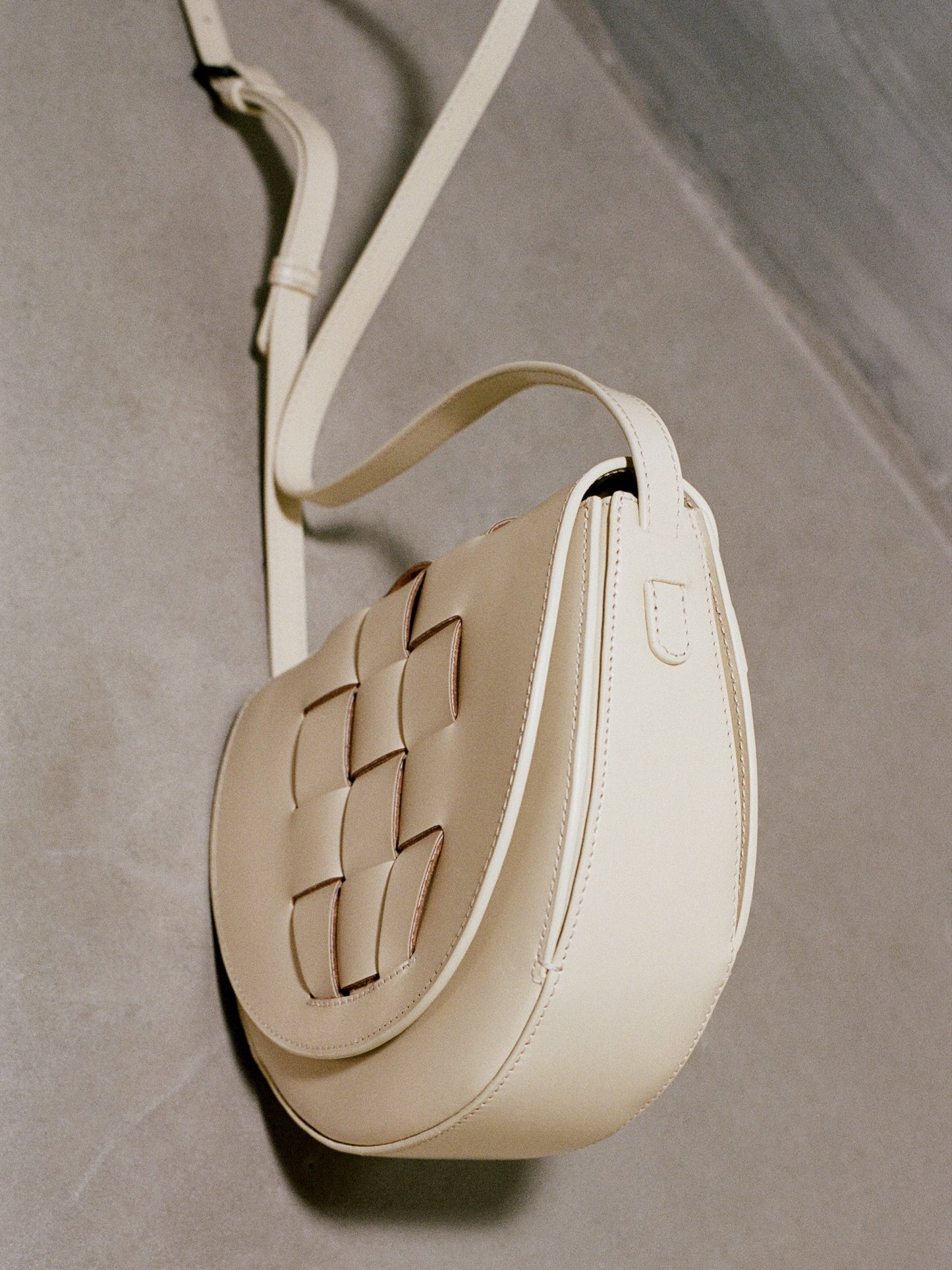 SINIA - Satchel Interwoven Front Detail Bag - Hereu online