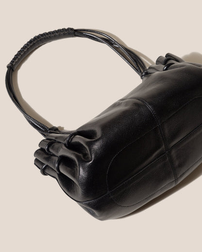 ARTA - Pleated Shoulder Bag - Hereu near me